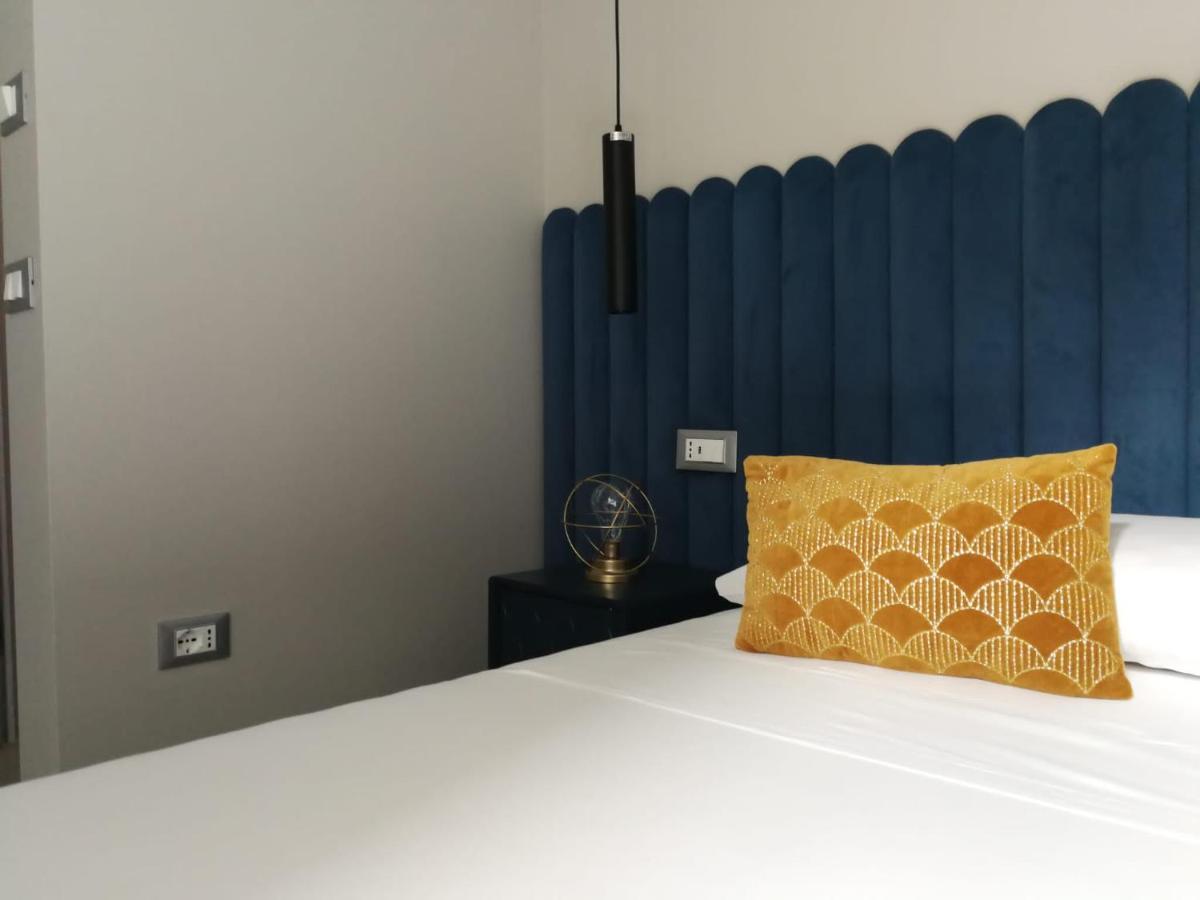 Luciani 33 Luxury Rooms 살레르노 외부 사진
