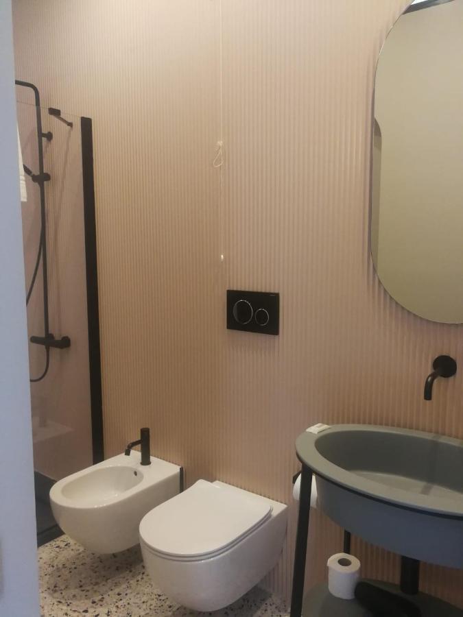 Luciani 33 Luxury Rooms 살레르노 외부 사진